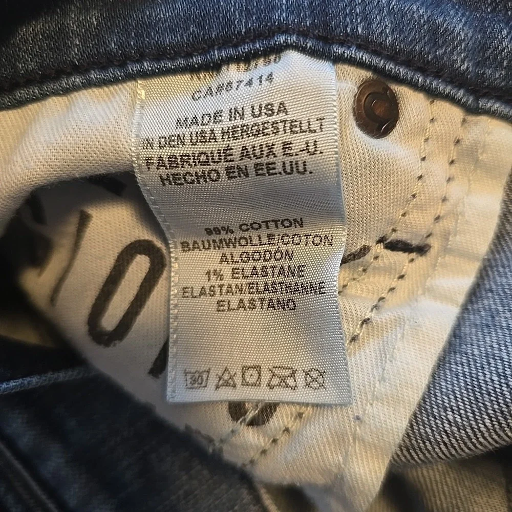 True Religion Geno Relaxed Slim Moto Mens‎ Distressed Blue Jean Shorts Size 32